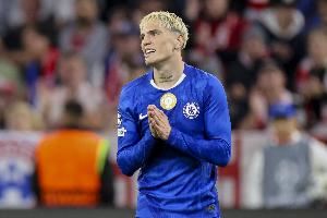 邮报介绍加纳乔脖子的新文身：这从来不是运气，始终是上帝的旨意