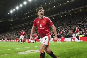 曼晚：曼联已与后卫马奎尔就续约展开初步谈判，预计达成协议