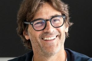 佩杜拉：瓦诺利已抵达佛罗伦萨训练基地，今天签约0.5+1年